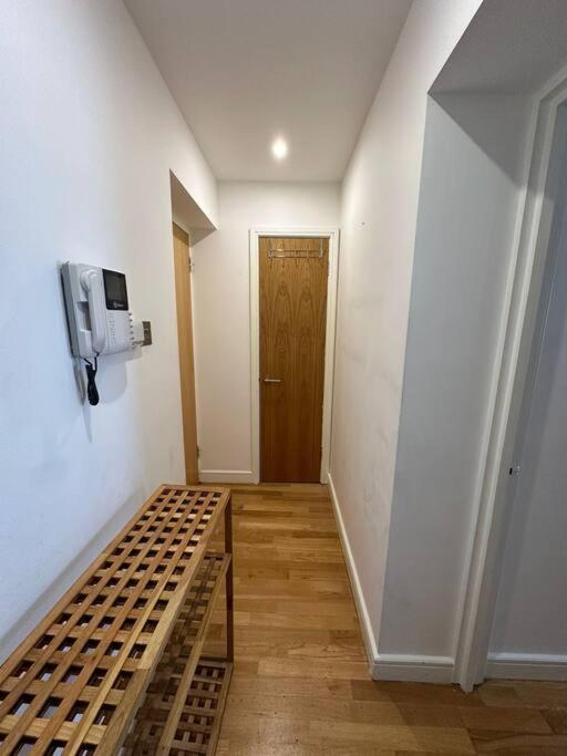 Two Br Flat 5 Mins Walk From London Eye G96 Apartment Exterior photo